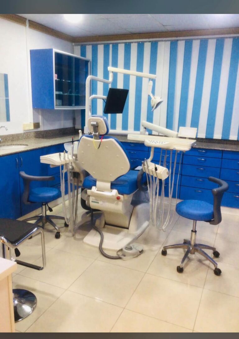 Dr.TessyRijuDentalClinicintpic2 1 768x1089