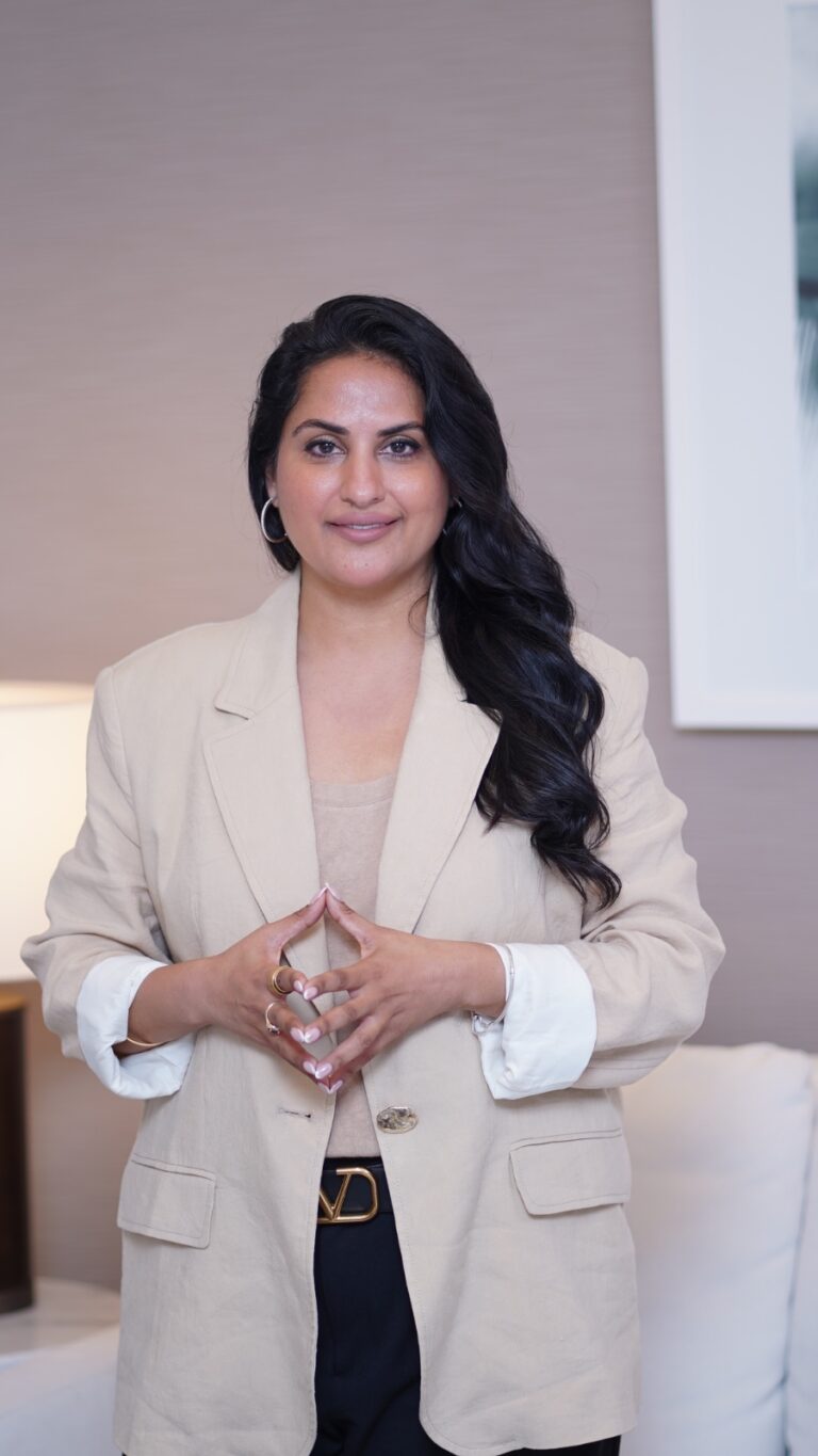 VastuAcharyaAyushi Founder 1 768x1365